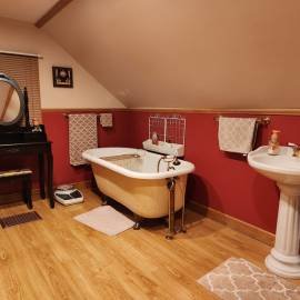 Interior Painting Bathroom - Minnesota